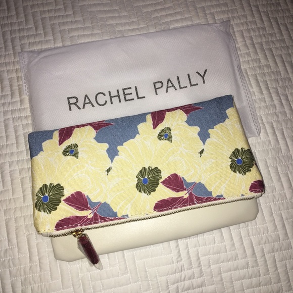 NWT! Cream & Blue Floral Clutch by Rachel Pally 💐 - Picture 5 of 8